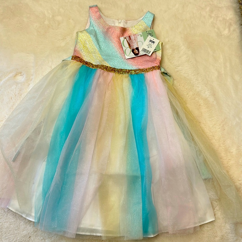 NWT gorgeous dress size 7!